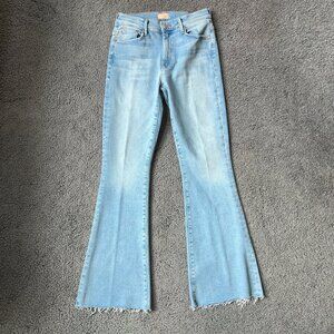 MOTHER THE WEEKENDER FRAY FLARE JEANS IN CALIFORNIA CRUISER WASH - NWOT  W28 L31